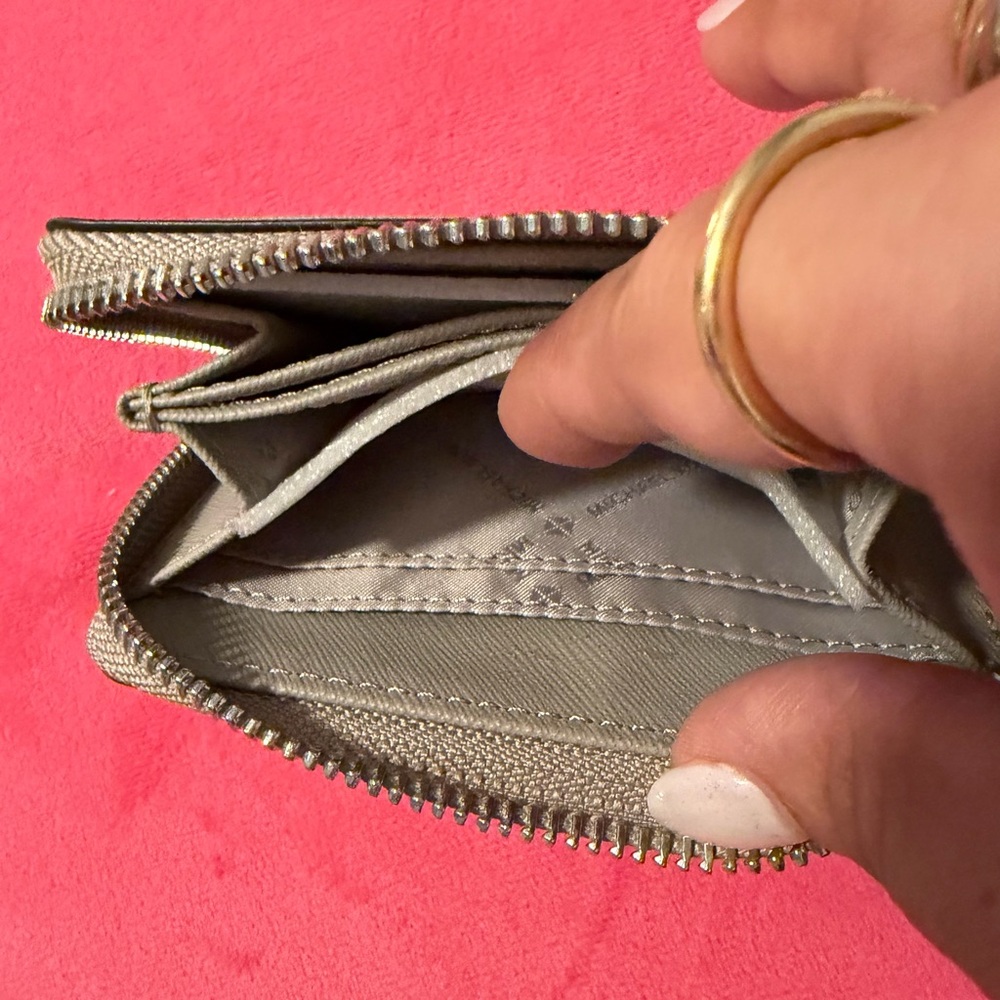 Michael Kors Two-Tone Card Holder - Picture 8 of 10